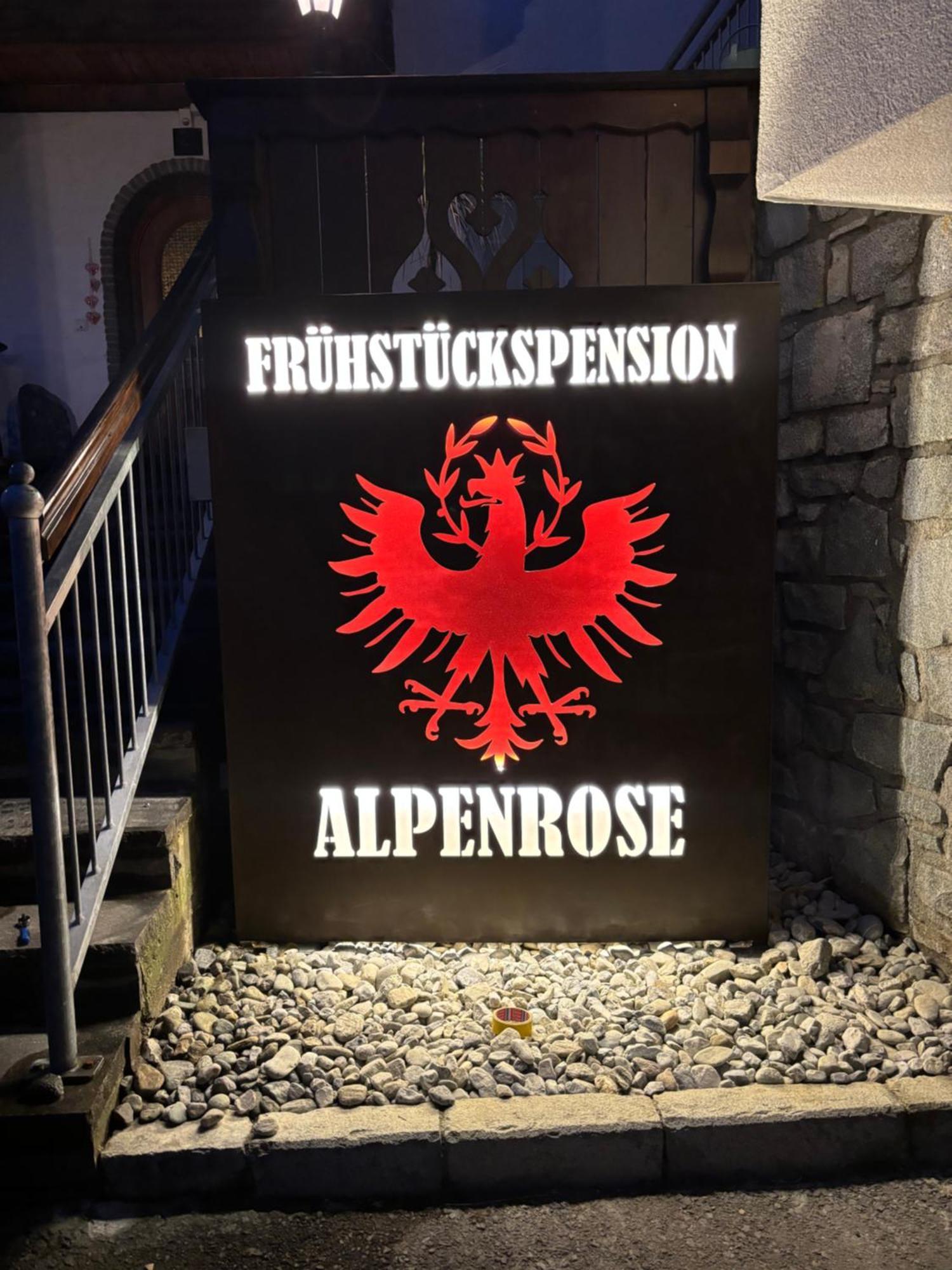 Fruehstueckspension Alpenrose Bed & Breakfast Iselsberg Exterior photo